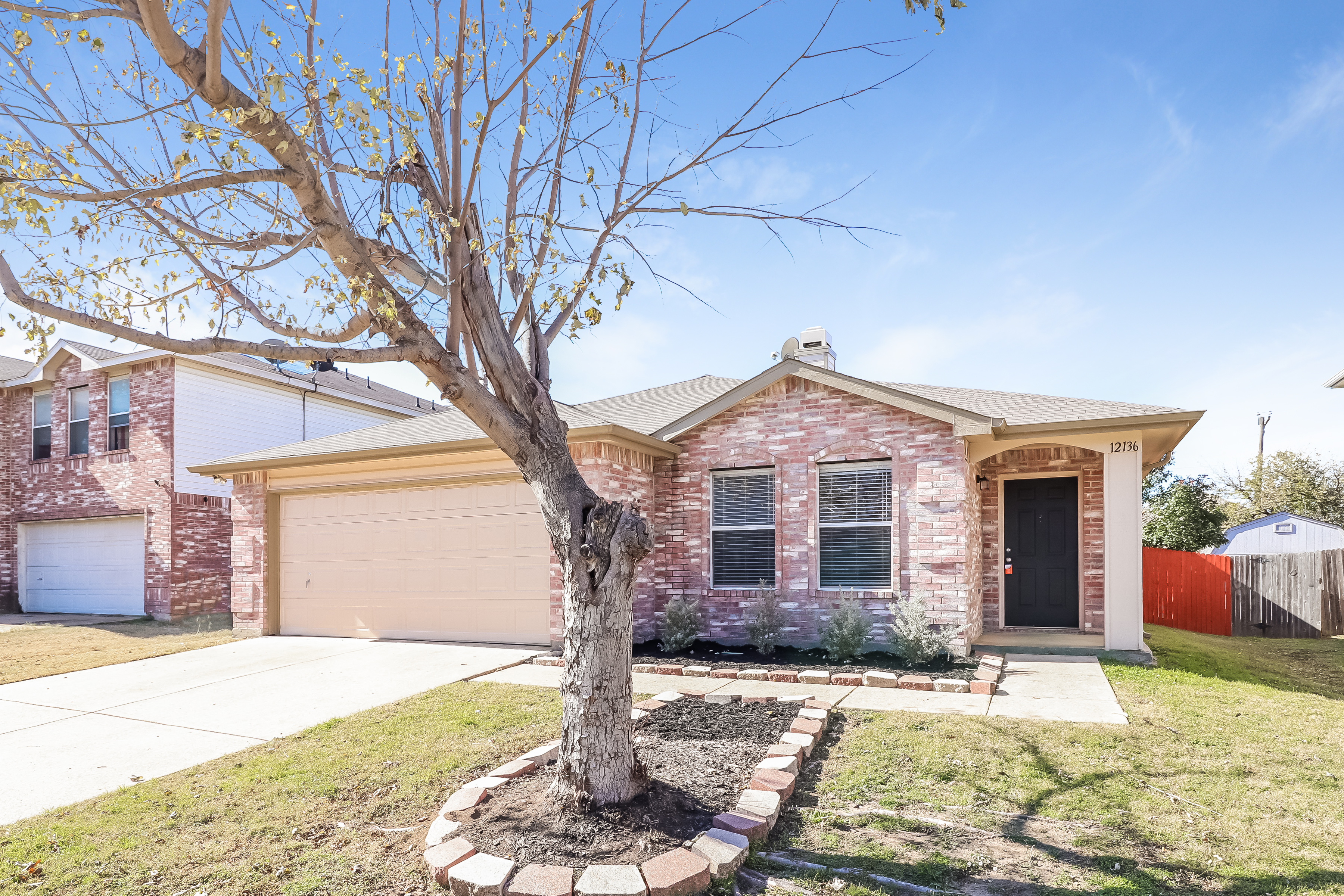 12136 Worchester Dr Crowley, TX 76036